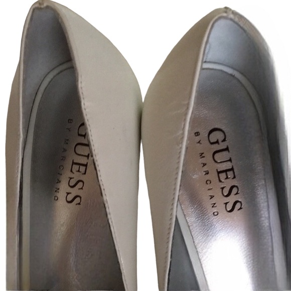 👠Guess Women's Peep Toe Platform Pumps👠 - Picture 4 of 9